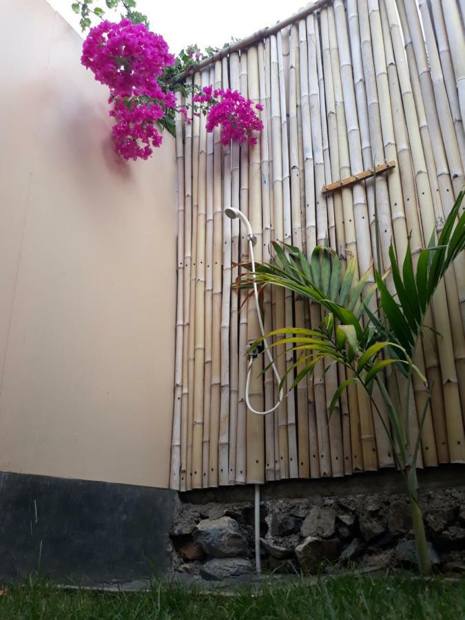Bujang Lapuk Hostel 瑟克通 外观 照片
